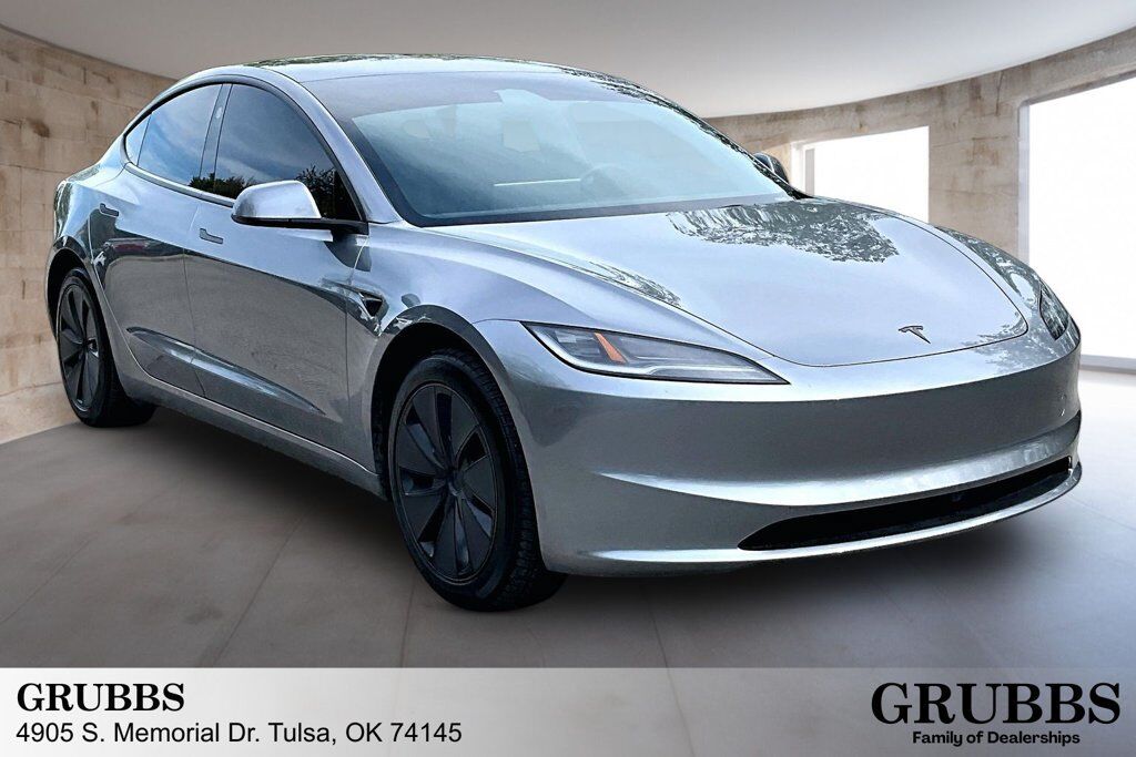 2026 TESLA Model 3