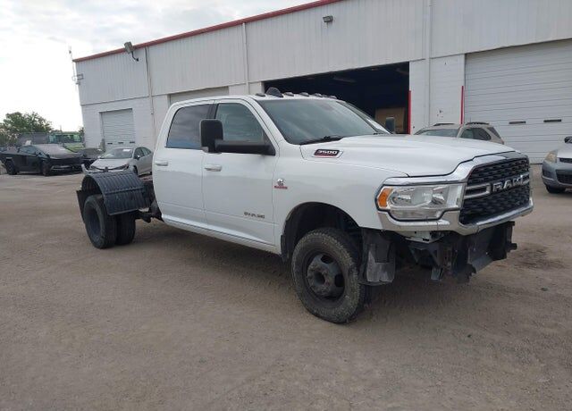 2022 RAM 3500