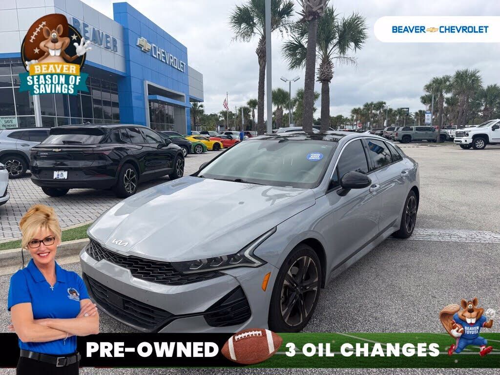 2022 KIA K5
