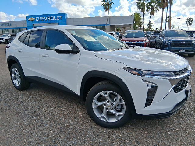 2026 CHEVROLET Trax