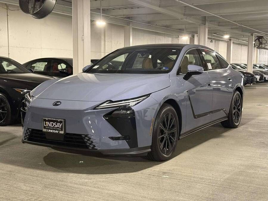 2026 LEXUS ES