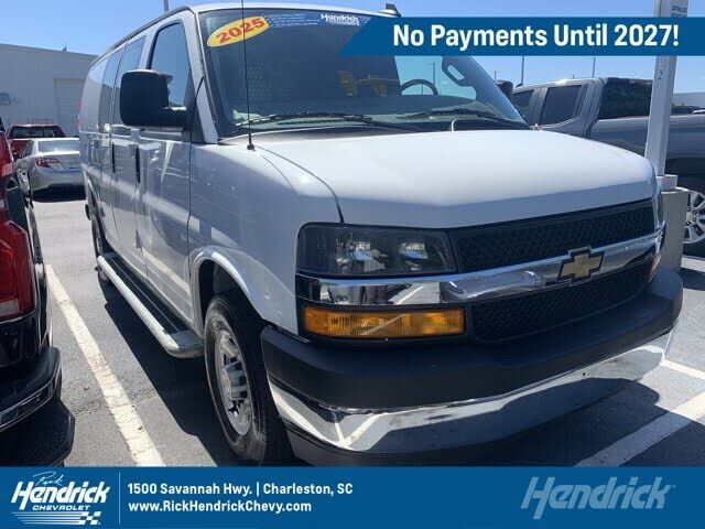 2025 CHEVROLET Express