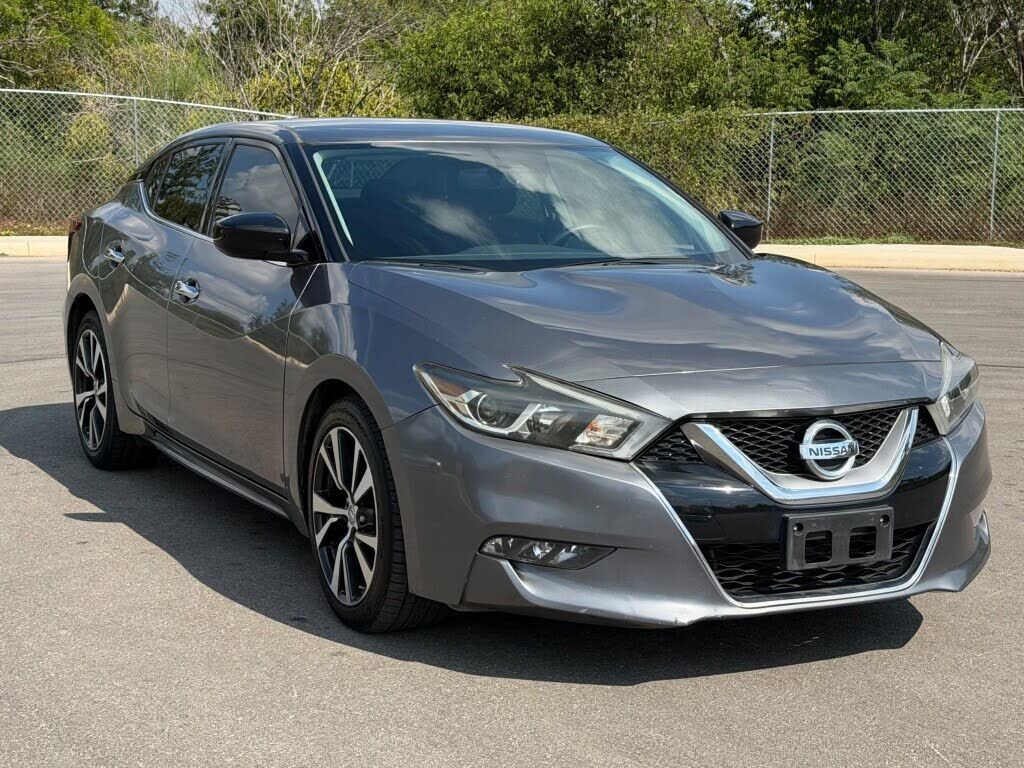 2016 NISSAN Maxima