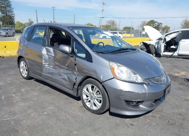 2010 HONDA Fit