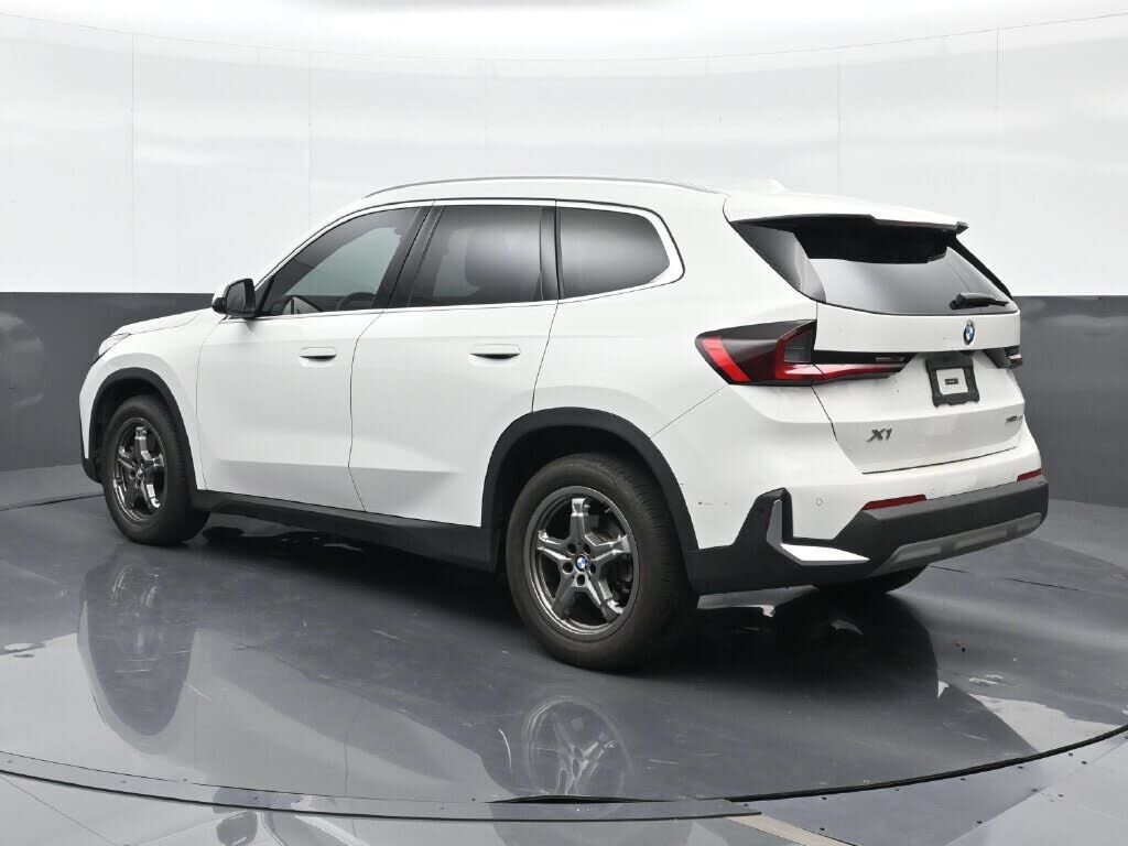 2023 BMW X1