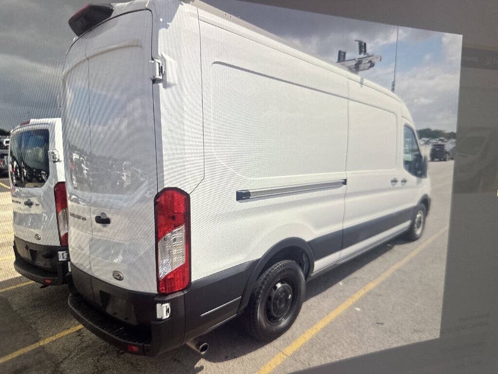 2022 FORD Transit