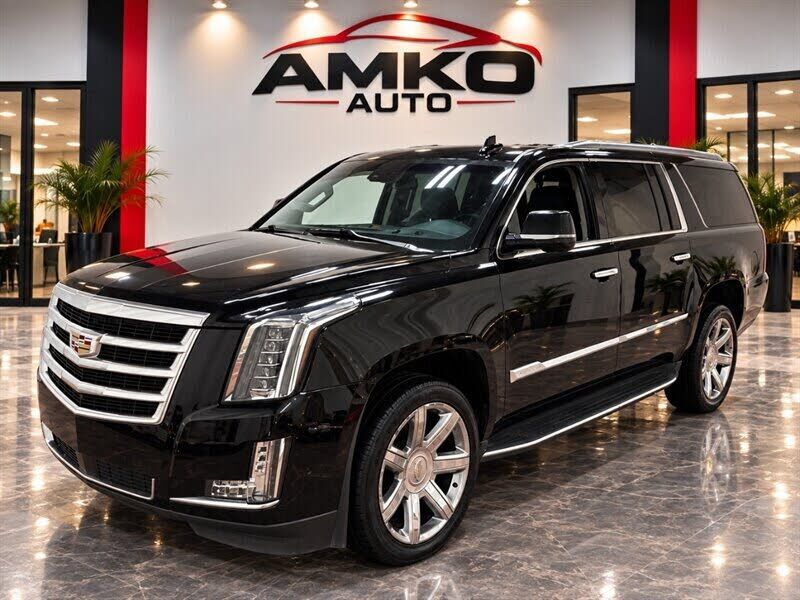 2018 CADILLAC Escalade ESV