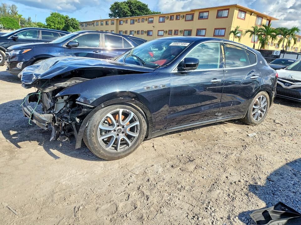 2020 MASERATI Levante