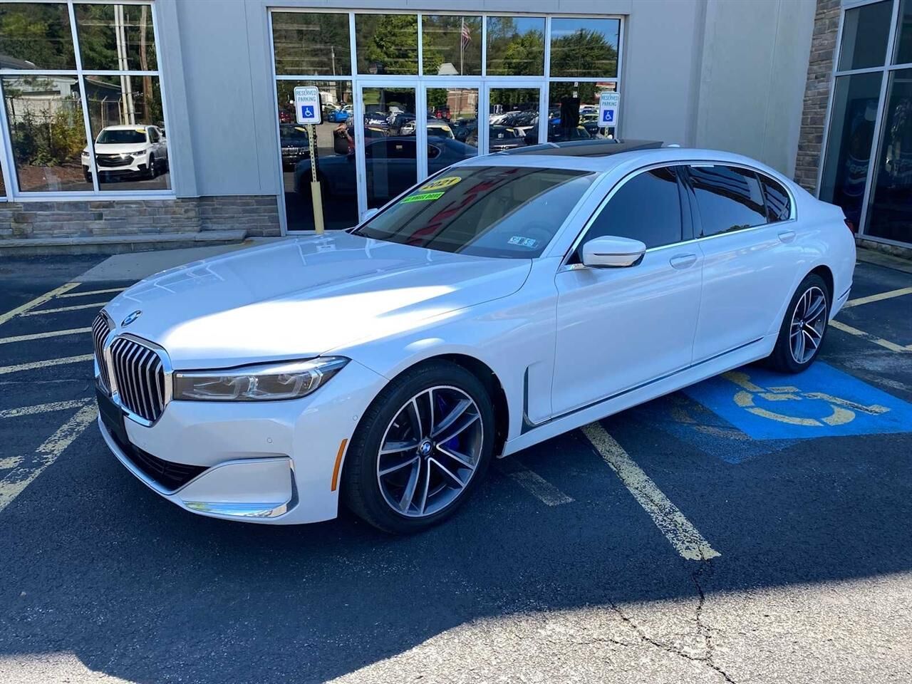 2021 BMW 750i
