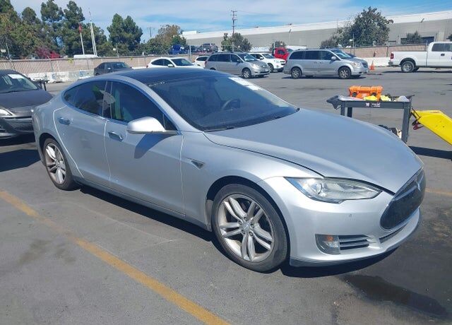 2013 TESLA Model S