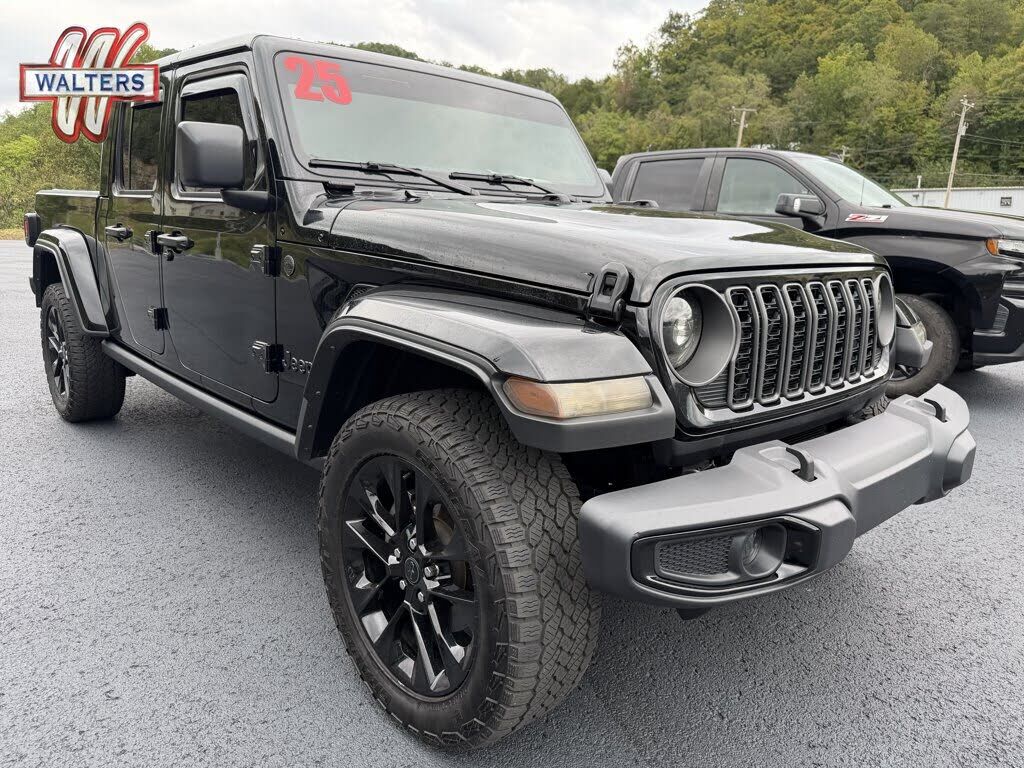 2025 JEEP Gladiator