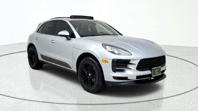 2019 PORSCHE Macan
