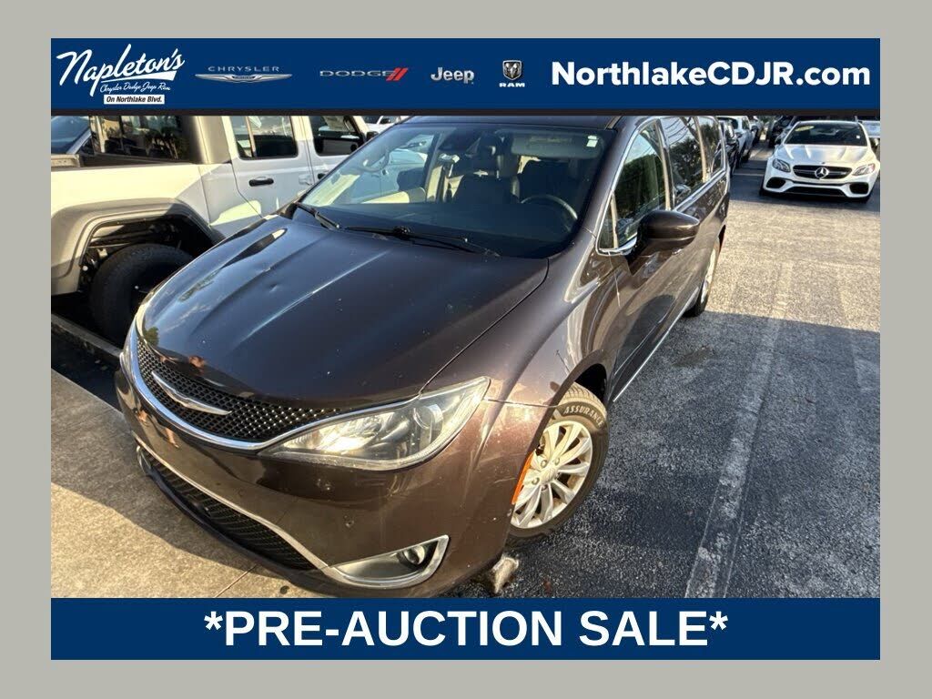 2018 CHRYSLER Pacifica