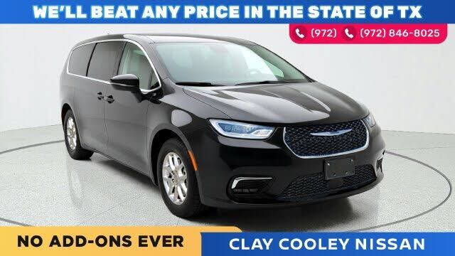2023 CHRYSLER Pacifica