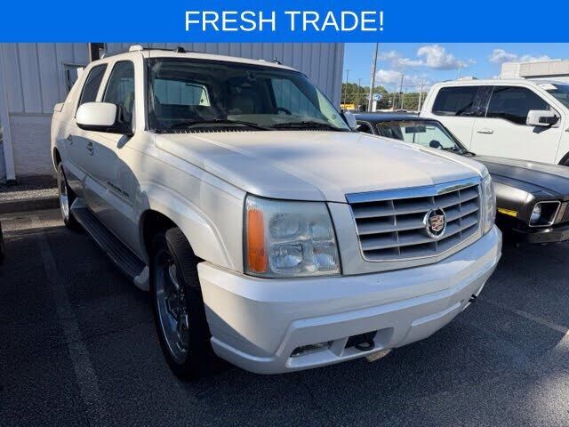 2004 CADILLAC Escalade