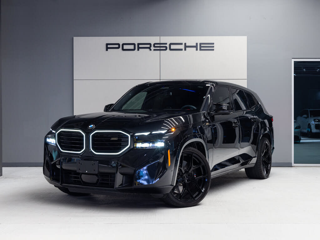 2025 BMW XM