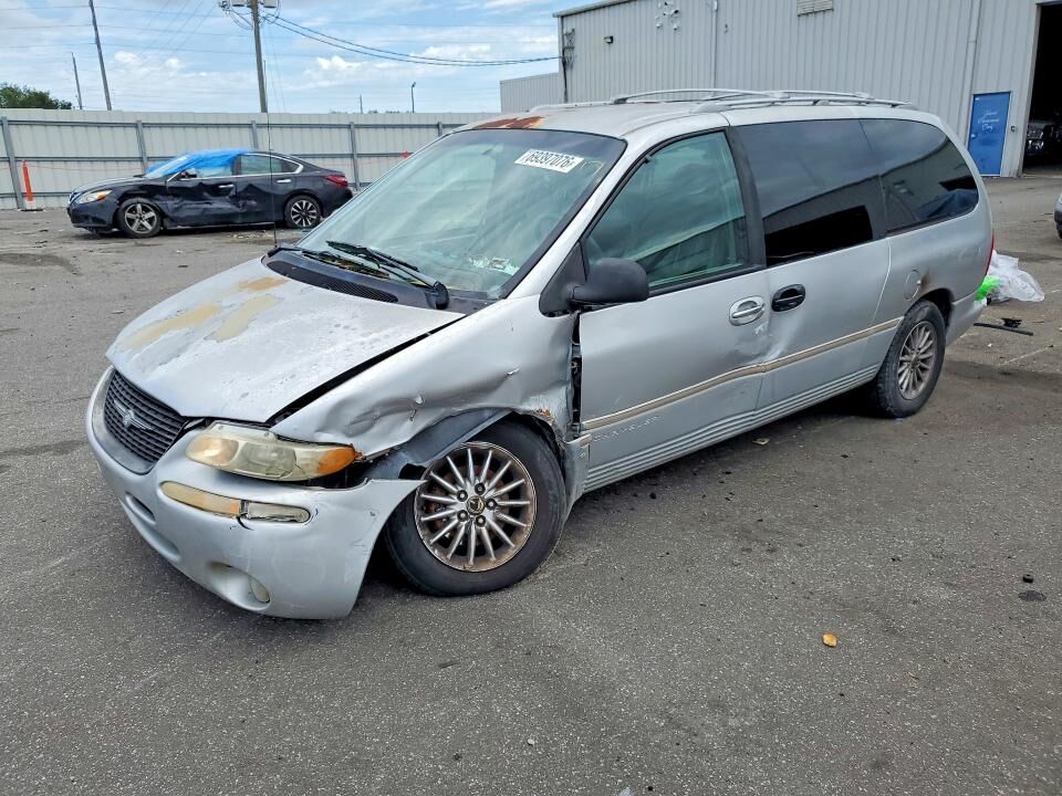 1999 CHRYSLER Town and Country