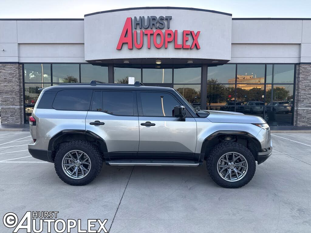 2024 LEXUS GX