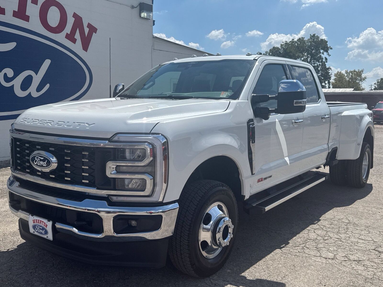 2027 FORD F-350