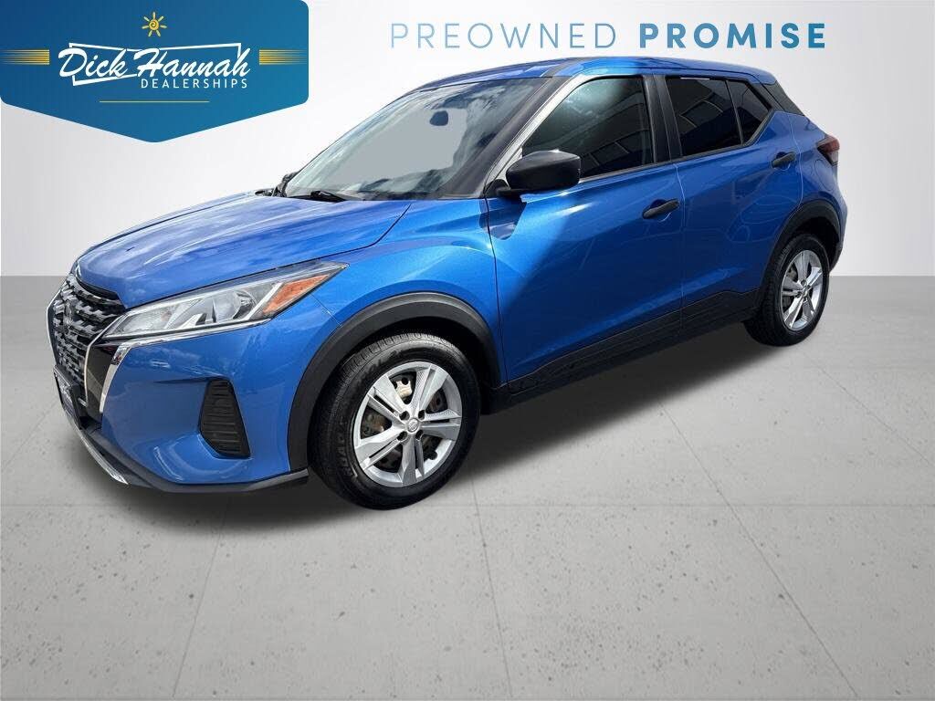 2022 NISSAN Kicks