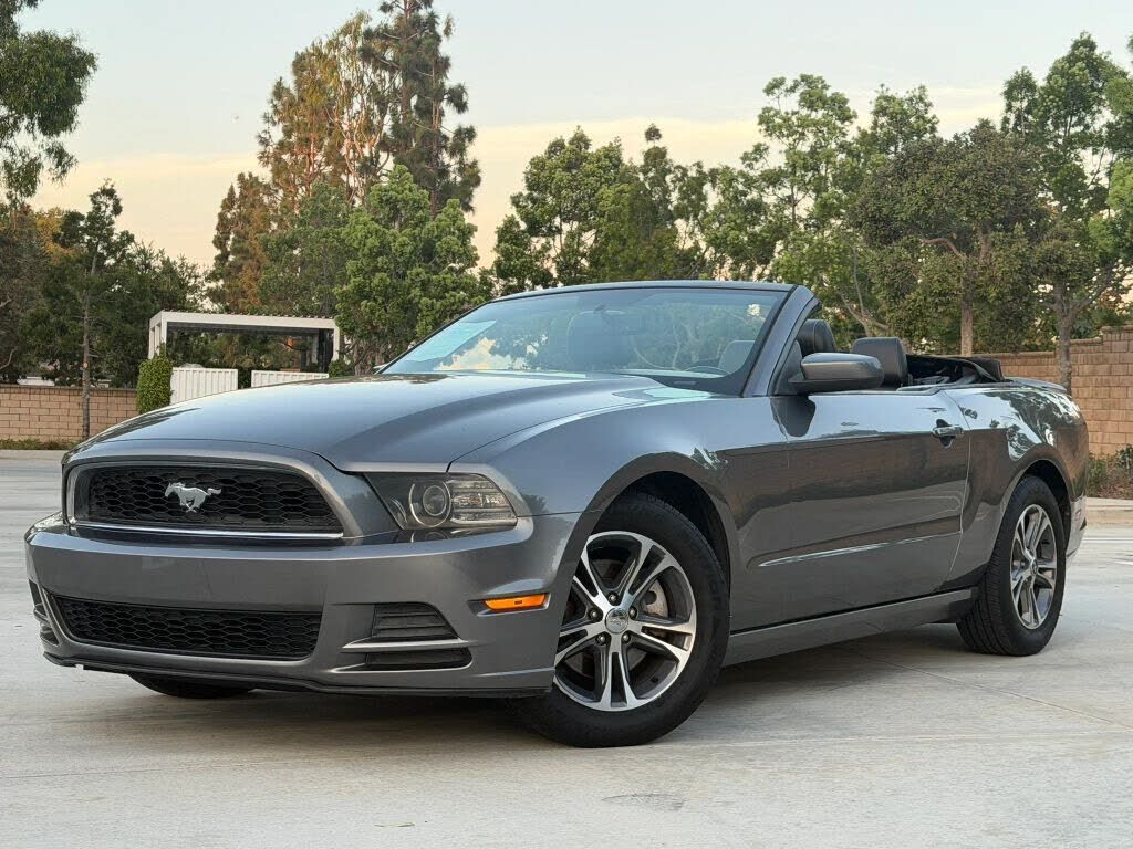 2014 FORD Mustang