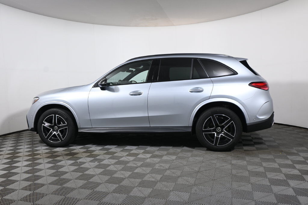 2025 Mercedes-Benz GLC-Class