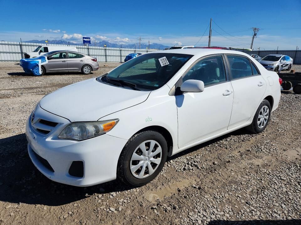 2011 TOYOTA Corolla