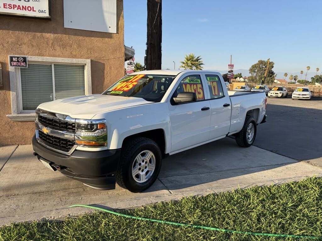 2017 CHEVROLET Silverado