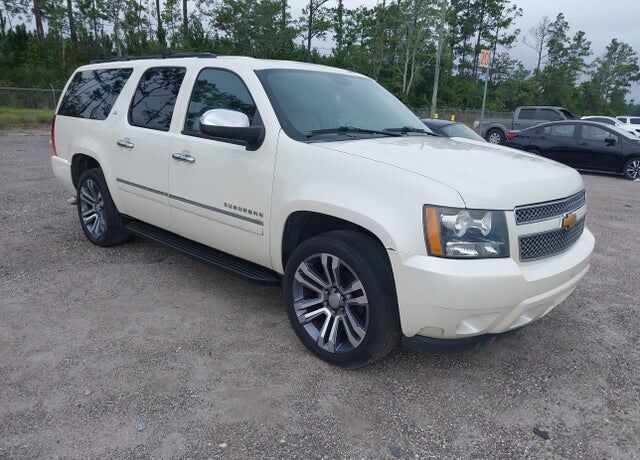 2014 CHEVROLET Suburban
