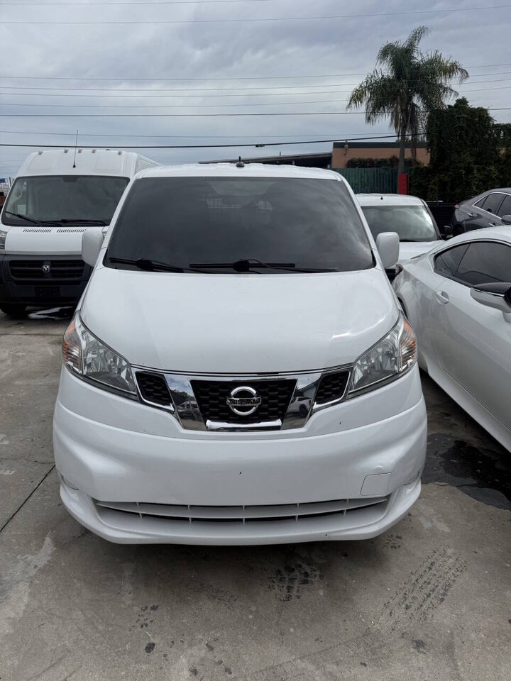 2020 NISSAN NV200