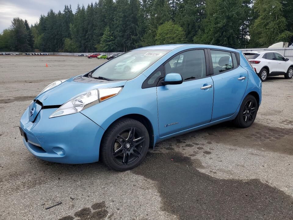 2015 NISSAN Leaf