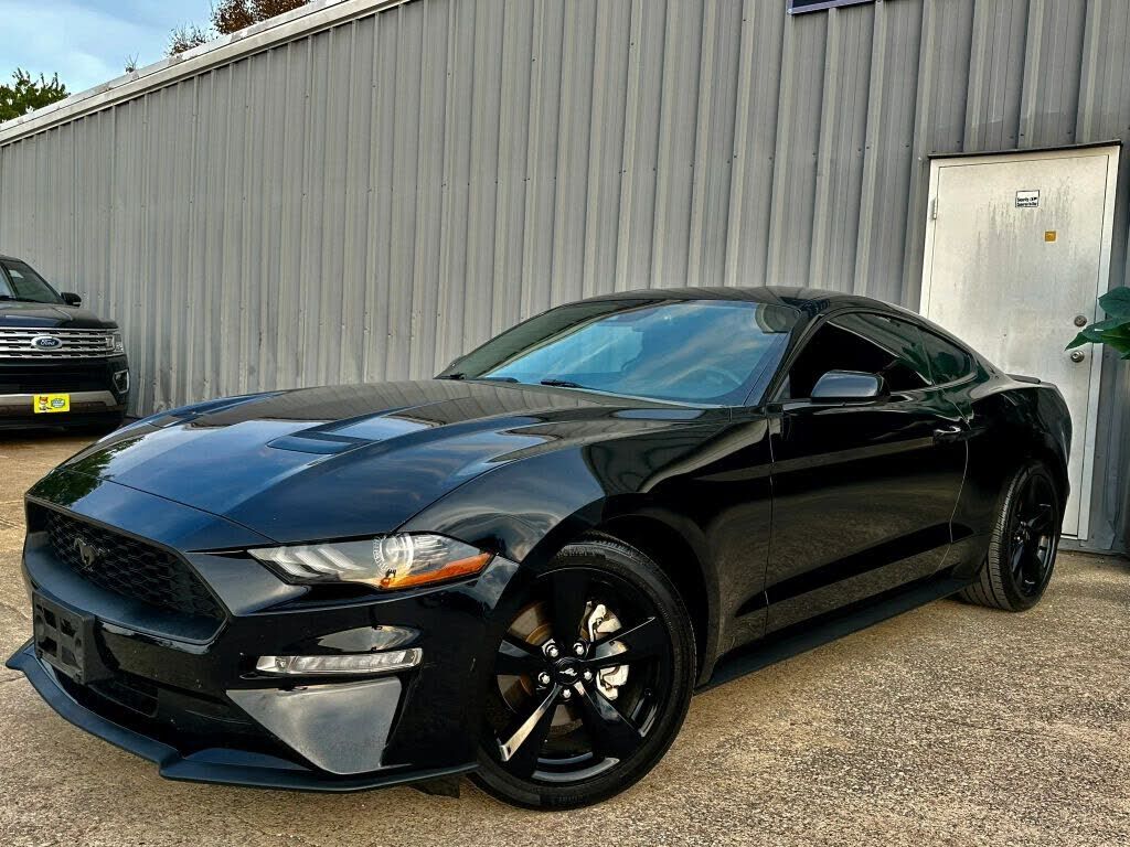 2021 FORD Mustang