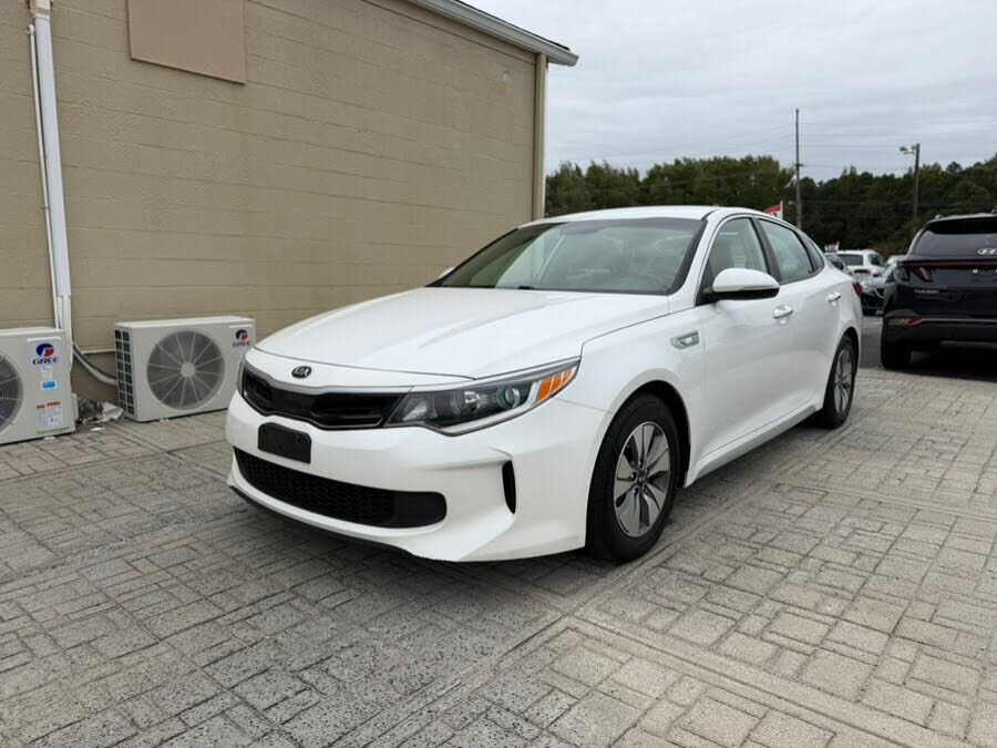 2017 KIA Optima