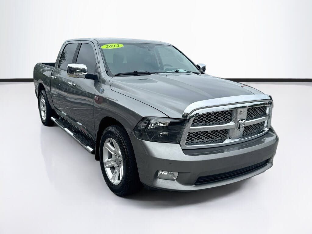 2012 DODGE Ram