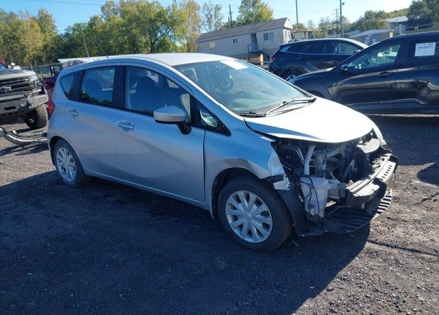 2015 NISSAN Versa