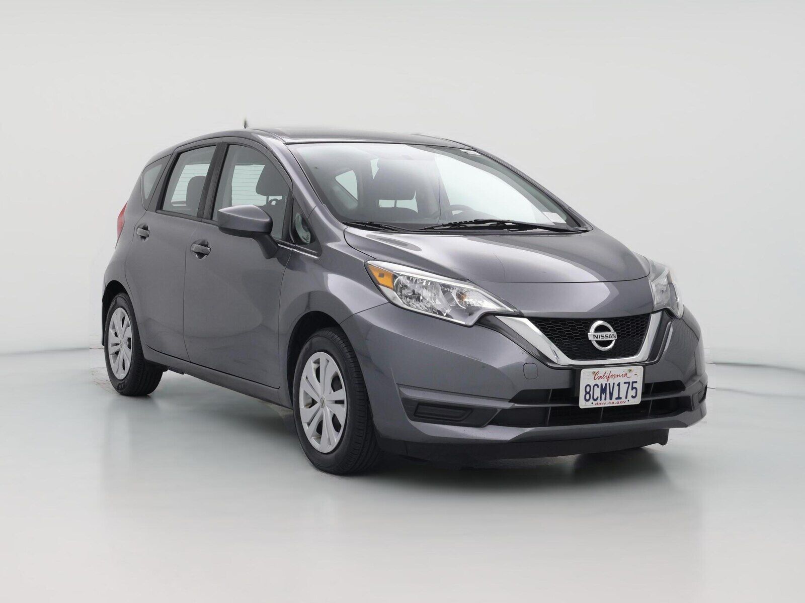 2017 NISSAN Versa