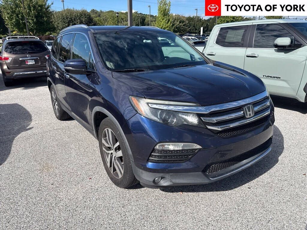 2017 HONDA Pilot