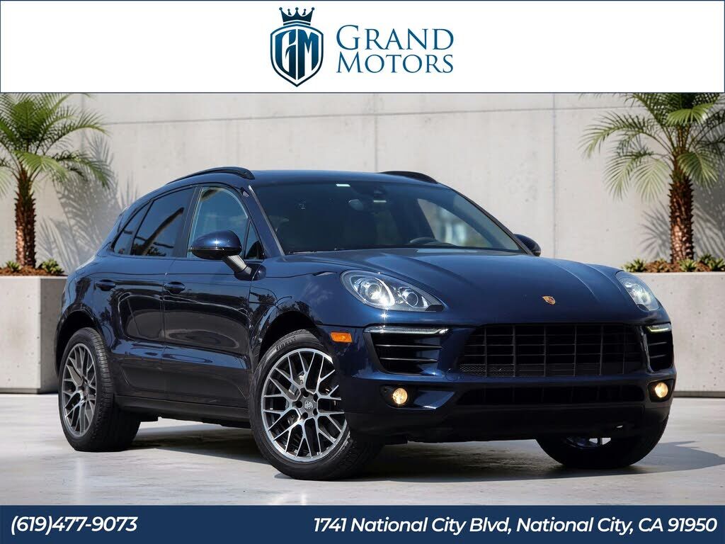 2017 PORSCHE Macan