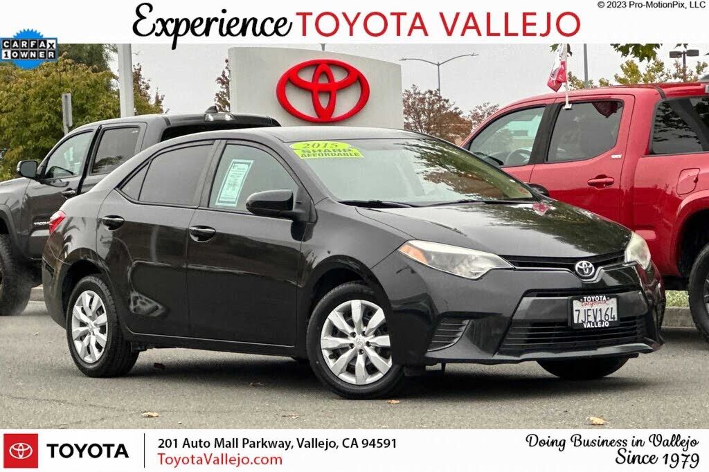 2015 TOYOTA Corolla