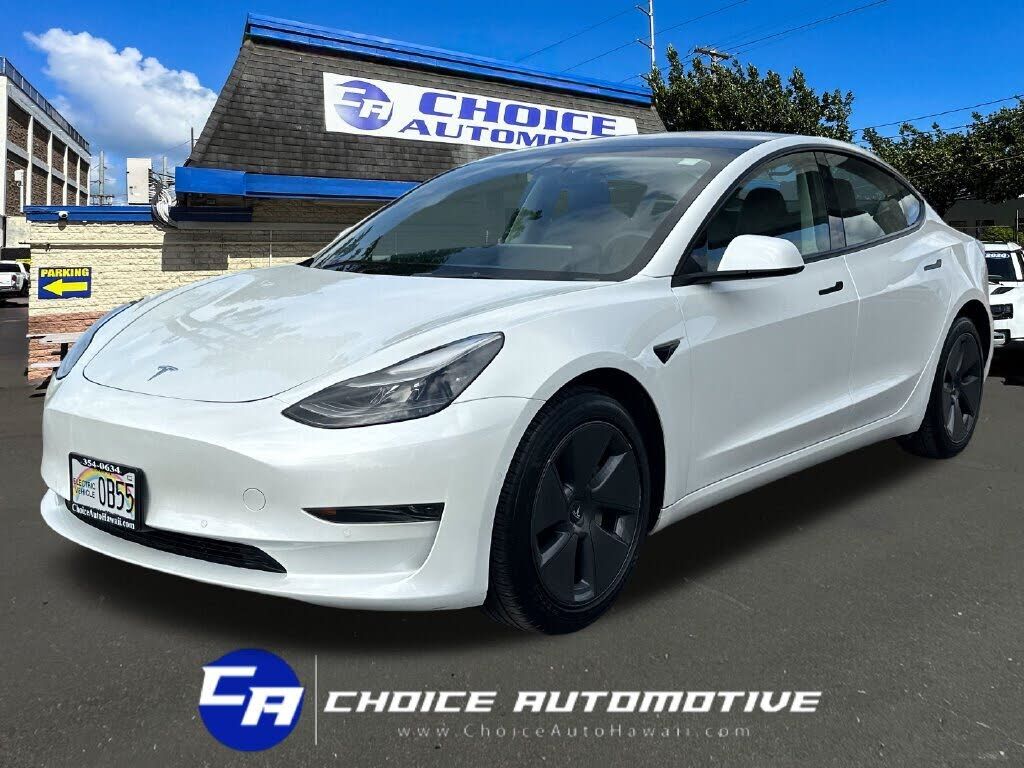 2022 TESLA Model 3