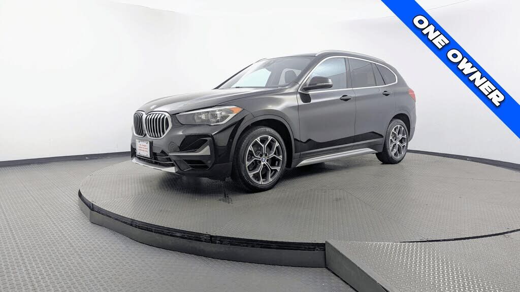 2022 BMW X1