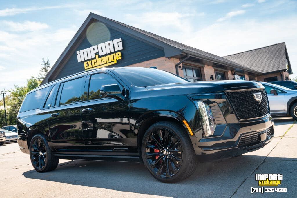2025 CADILLAC Escalade ESV