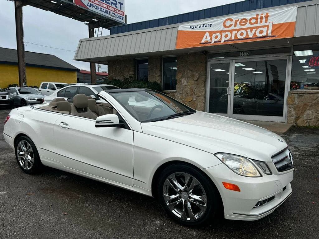 2011 MERCEDES-BENZ E-Class