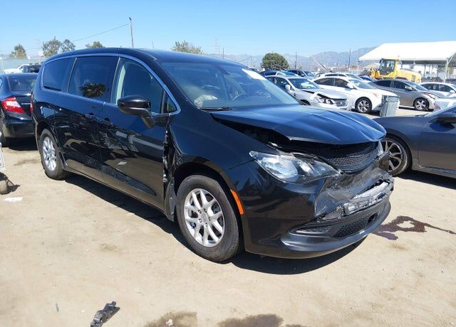 2022 CHRYSLER Pacifica