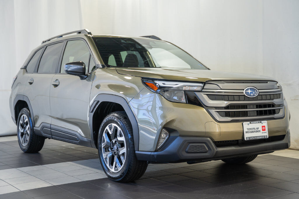 2025 SUBARU Forester
