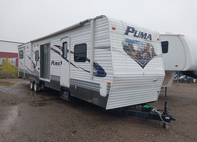 2012 FOREST RIVER Puma Towables