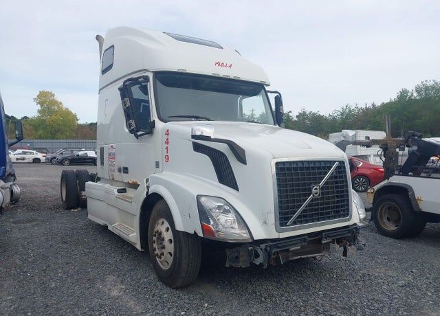 2014 VOLVO TRUCK VNL