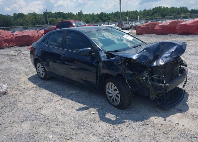 2018 TOYOTA Corolla