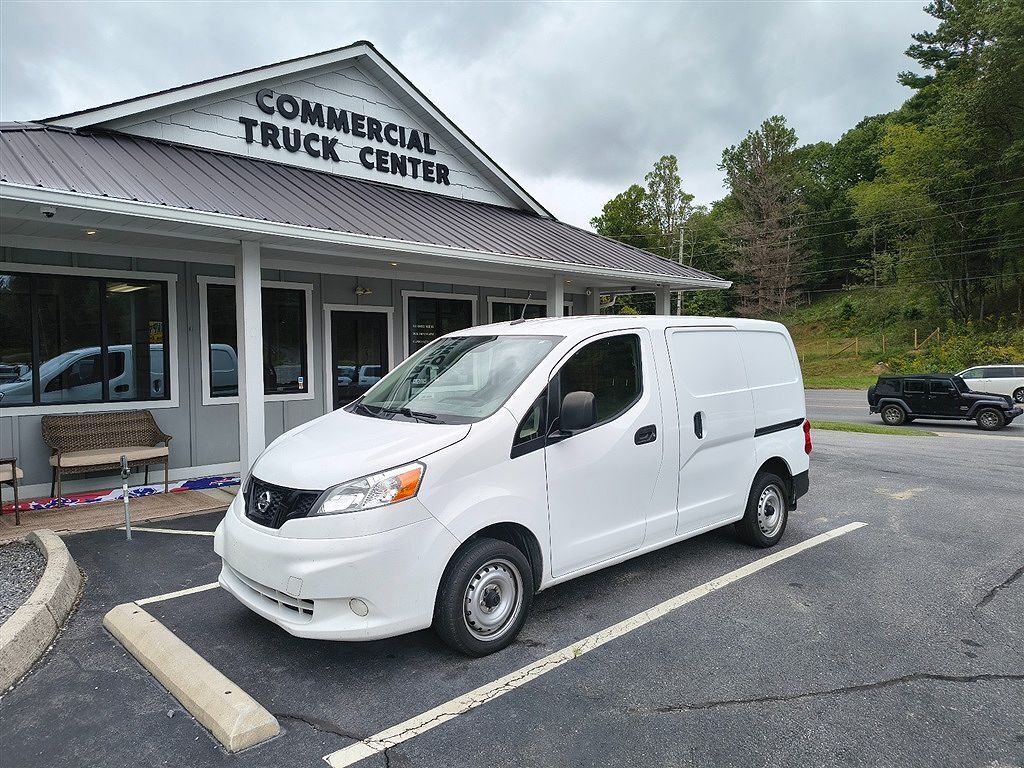 2021 NISSAN NV200