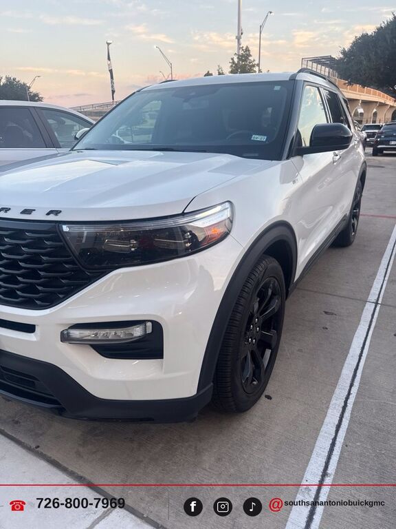 2024 FORD Explorer